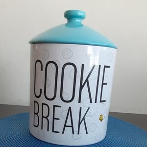 XL peanuts snoopy cookie jar
